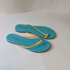 tkees sandals canada